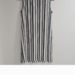 Striped Black and White Sleeveless Tunic